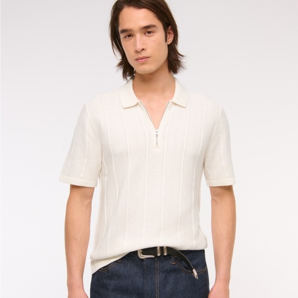 Abercrombie & Fitch Off-White Textured Zip Polo - Picture 2 of 5